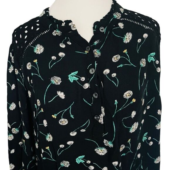 TORRID Crinkle Gauze Button-Front Floral Top size 00/ M-L/10 - Picture 7 of 13